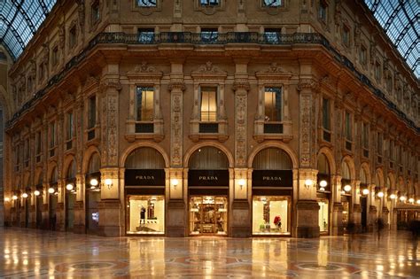 contatto telefonico prada galleria milano|prada sito ufficiale.